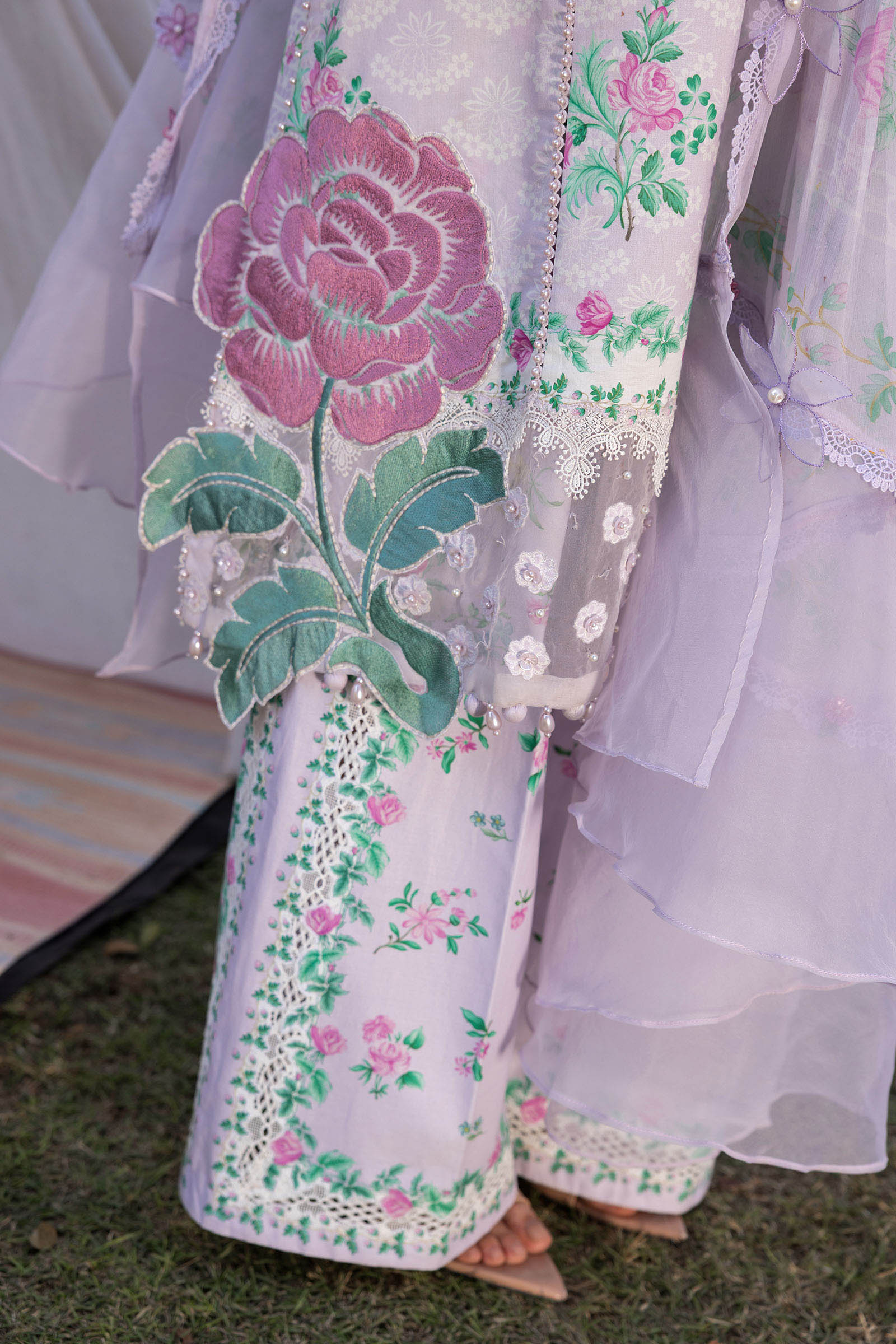 M B Eid Luxe Royale – Embroidered Elegance Digital Printed Lawn 3PC Suit