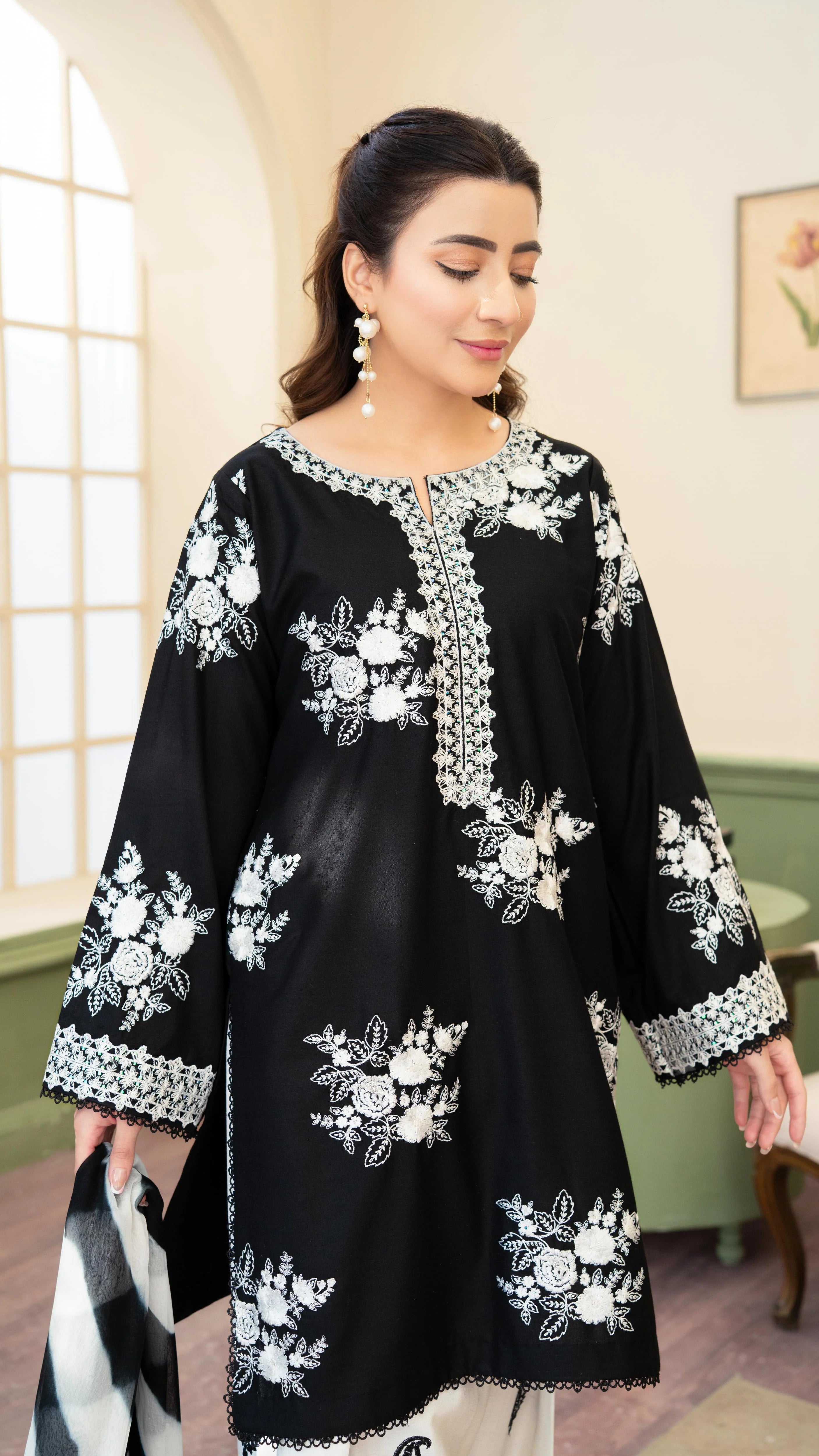 Noore Luxury Embroidered 3PC Lawn Suit – 2238 - A