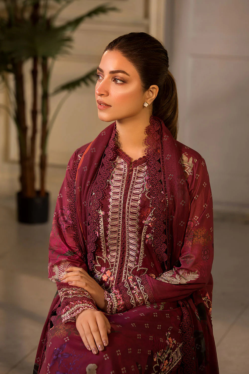 Élan Swiss Voil Signature 3-piece unstitched suit
