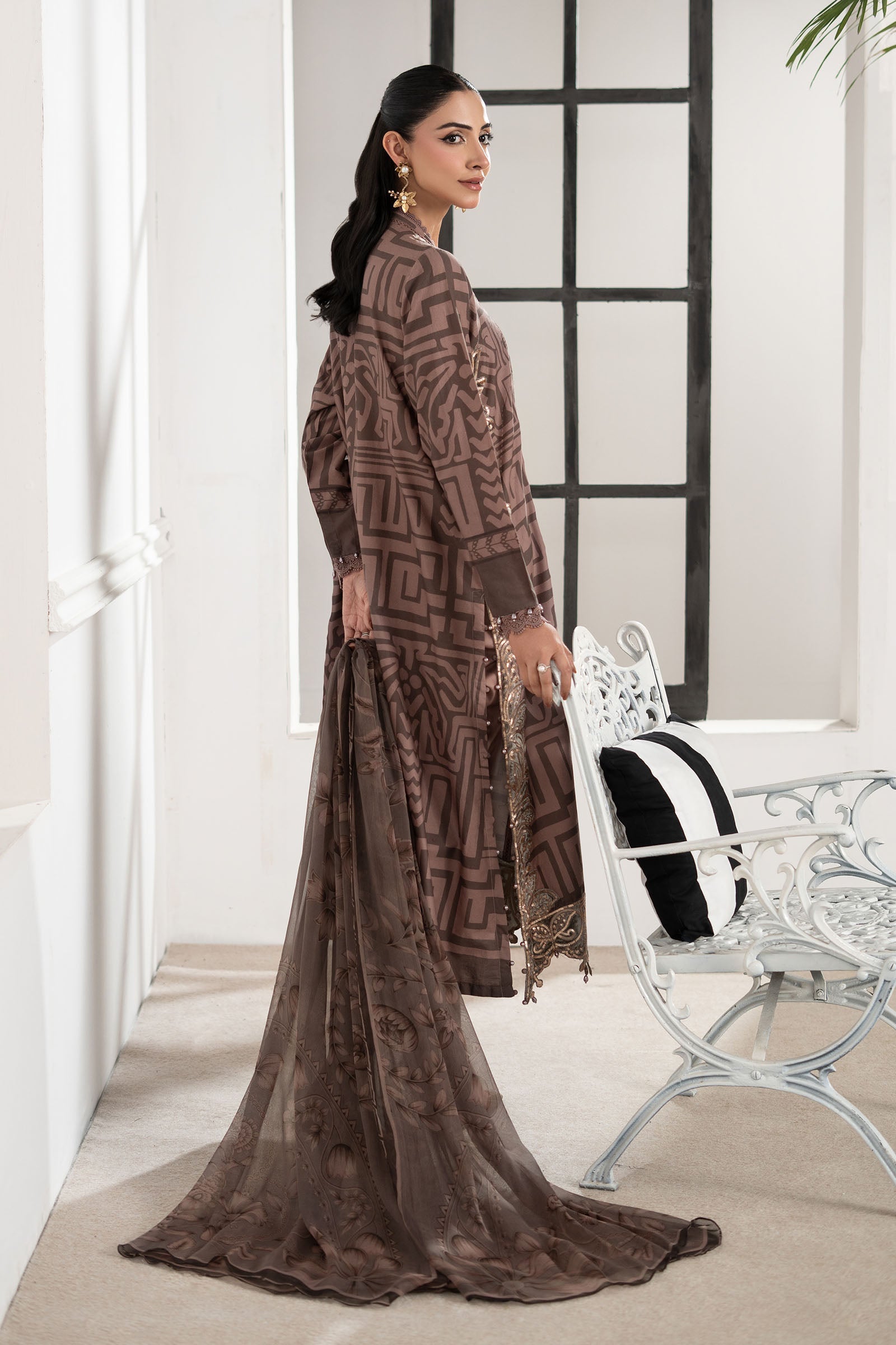 MB Luxury Digital Lawn – 3PC Unstitched Suit-2213-A