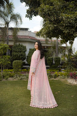 Rangzaib Noor – Fancy Lawn Eid Edit 
3PC unstitched premium lawn suit-E012