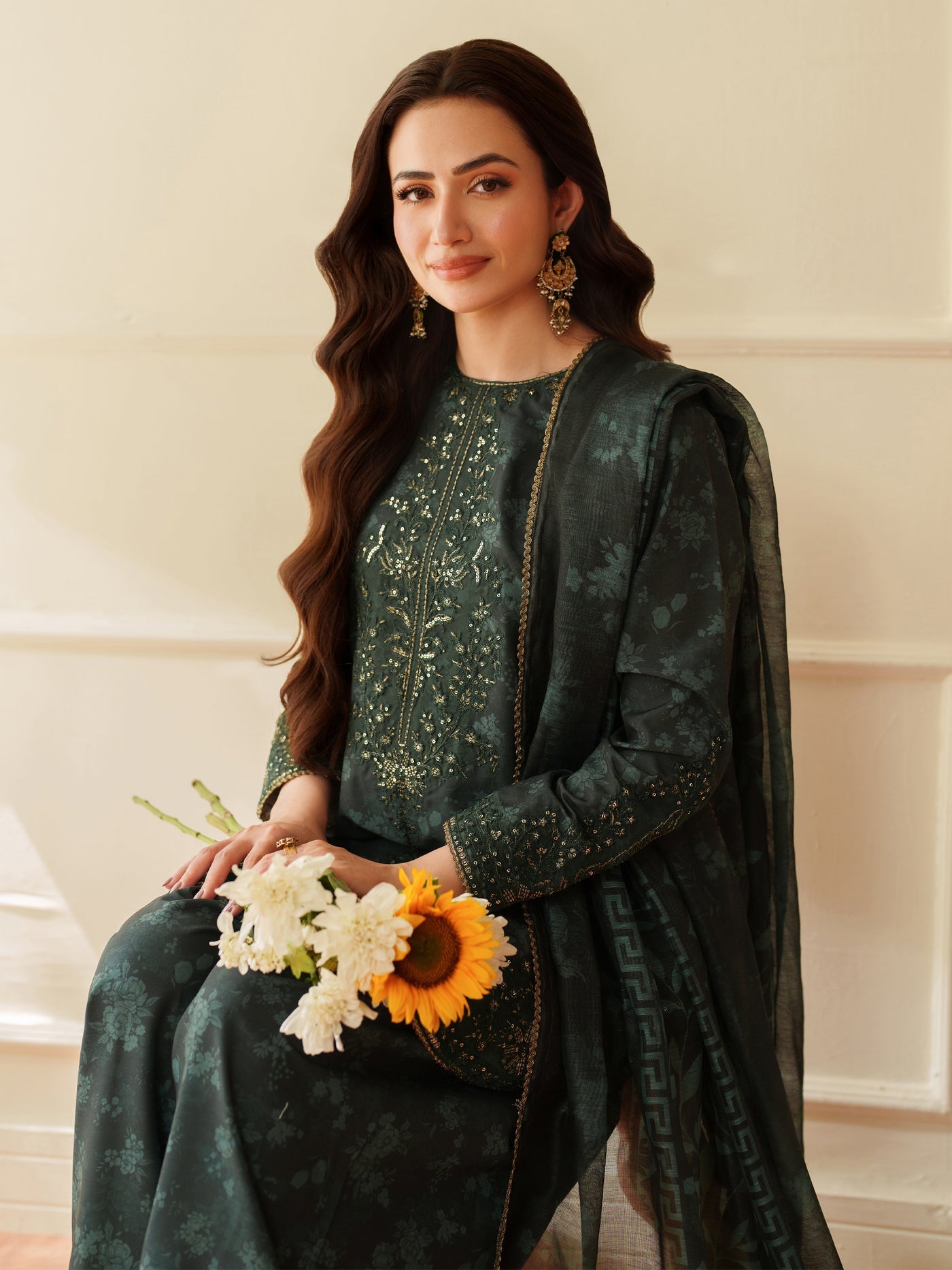 Mohagni Lawn Luxe 2026 – Signature-Unstitched Suit-A2299