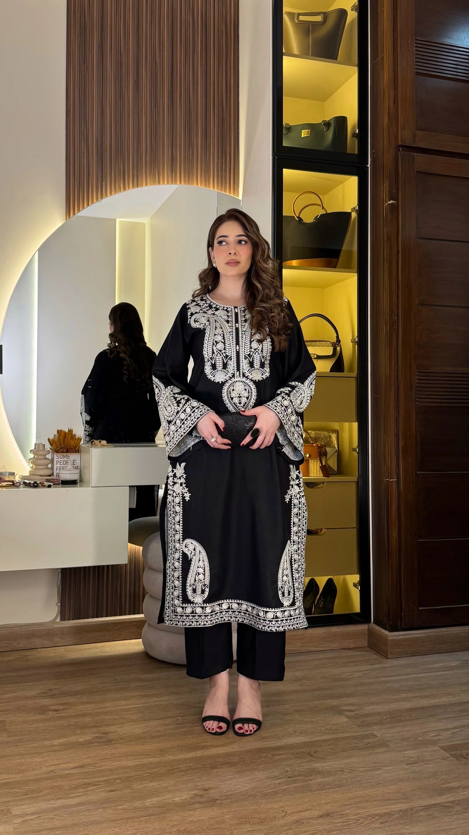 A&N Premium Eid ul Azha Embroidered Lawn Suit – 3PC Unstitched